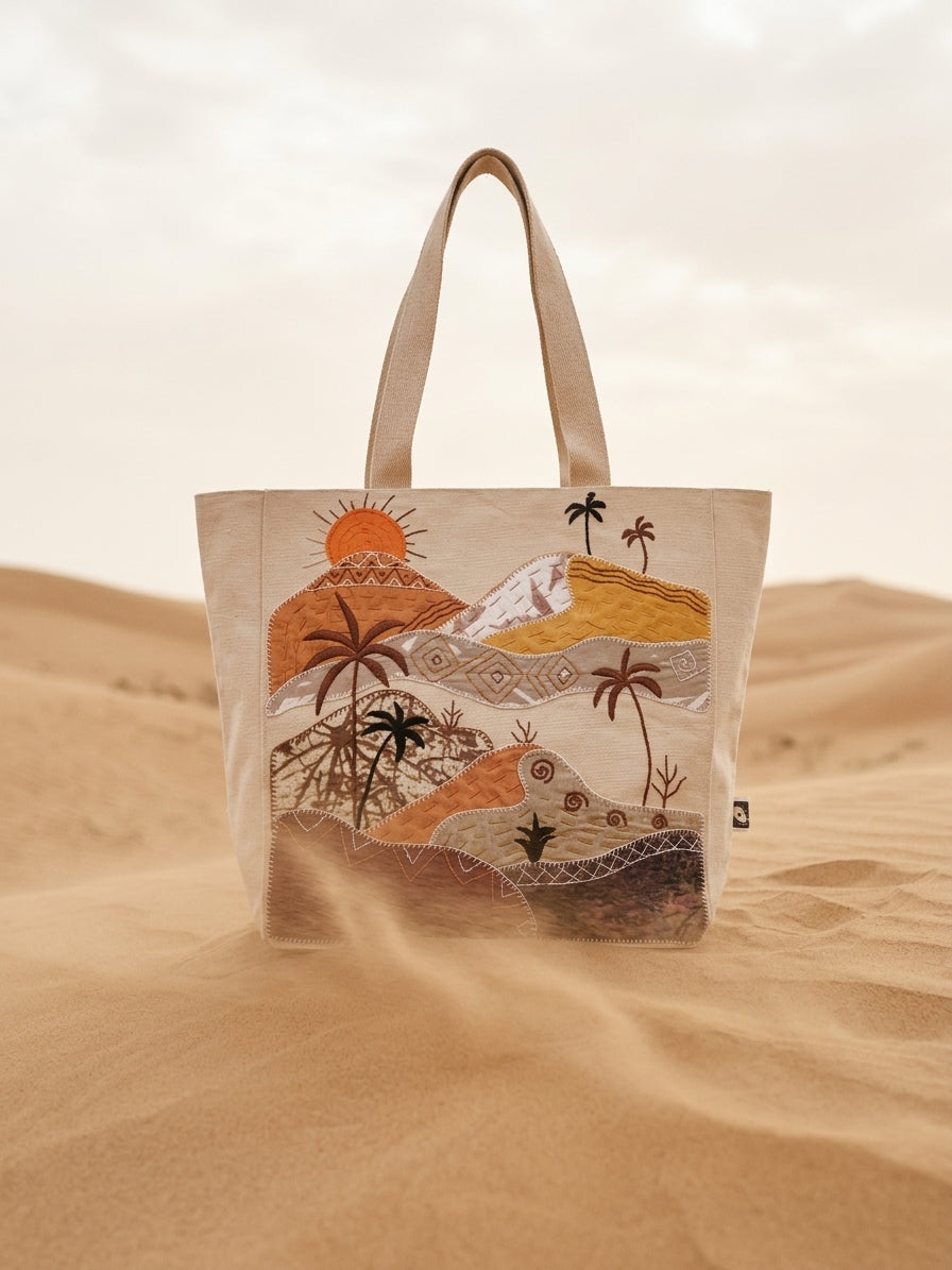 Traces In The Sand #01